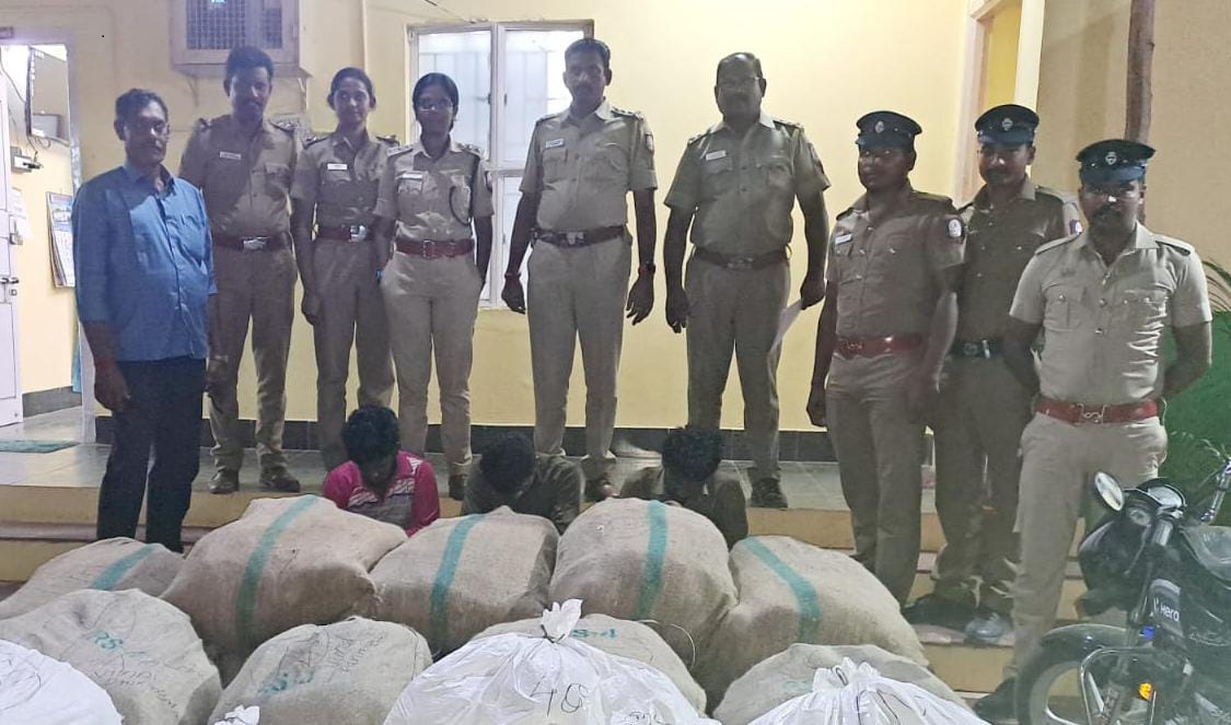 முசிறியில் 781 கிலோ குட்கா பறிமுதல்-3 பேர் கைது