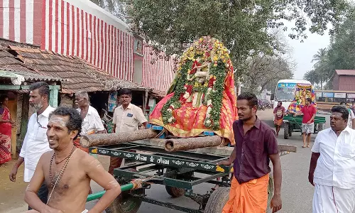 ஆருத்ரா தரிசனம்: நடராஜர்-சிவகாமி அம்பாள் வீதி உலா