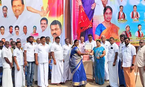 ஆழ்வார் திருநகரியில் கனிமொழி எம்.பி. பிறந்த நாள் நிகழ்ச்சி