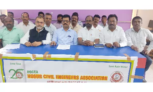 எம்.சாண்ட், ஜல்லி, மணல் உள்ளிட்ட கனிம வளங்கள் விலை உயர்வு:ஓசூர் சிவில் எஞ்சினீயர் சங்கத்தினர் குற்றச்சாட்டு