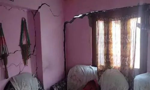 உத்தரகாண்டில் அடுத்தடுத்து நிலச்சரிவு - 500க்கு மேற்பட்ட வீடுகள் பாதிப்பு