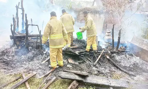 குடிசை வீட்டில் தீ விபத்து