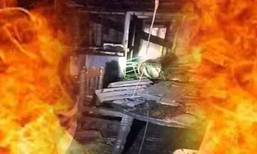 மின் கசிவால் வீட்டில் தீ விபத்து