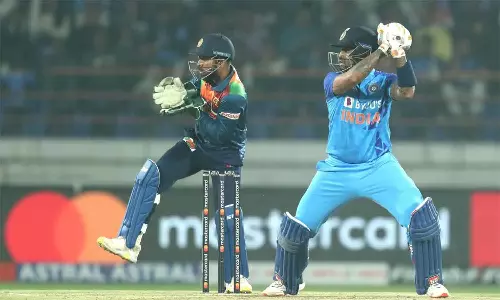 சூர்யகுமார் யாதவ் அதிரடி சதம்... இலங்கைக்கு 229 ரன்கள் இலக்கு நிர்ணயித்தது இந்தியா