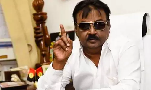 அனைத்து சலுகைகளையும் பெறுவதற்கு ஆதார் அட்டை இருக்கும் போது மக்கள் ஐ.டி. தேவையா?- விஜயகாந்த் கேள்வி