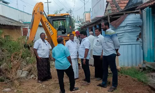 தொட்டியம் பேரூராட்சியில் ஆக்கிரமிப்புகள் அகற்றம்