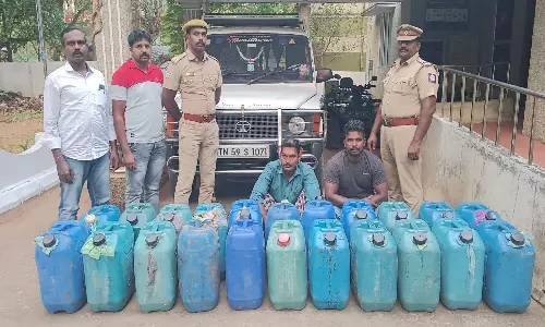 முட்டத்தில் 700 லிட்டர் மானிய மண்எண்ணை பறிமுதல்