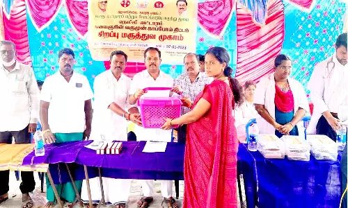 வரும் முன் காப்போம் திட்ட மருத்துவ முகாம்