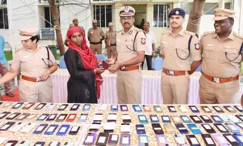 மாயமான 159 செல்போன்கள் உரிமையாளர்களிடம் ஒப்படைப்பு