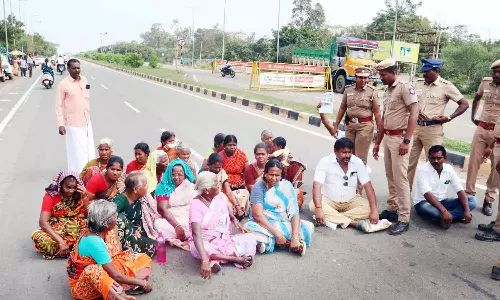 பொதுமக்கள் சாலை மறியல்