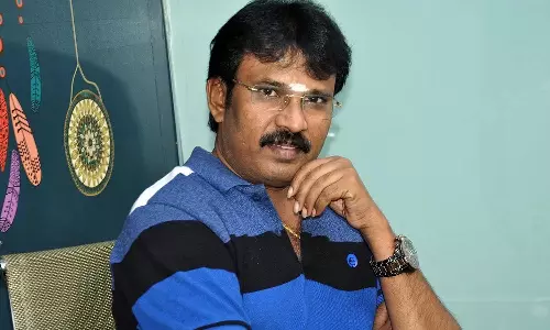 ஆண்கள் மாதிரி பெண்கள் வாழ நினைக்கக் கூடாது - இயக்குனர் பேரரசு கருத்து