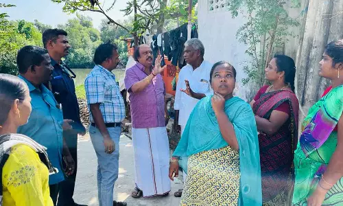 தாழ்வான மின் கம்பிகள் அகற்றம்-கென்னடி எம்.எல்.ஏ. நடவடிக்கை