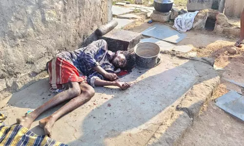 கடலூரில் இன்று காலை பயங்கரம் கழுத்தை அறுத்து வாலிபர் படுகொலை