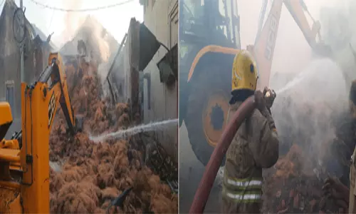 தேங்காய் நார் குடோனில் பயங்கர தீ விபத்து