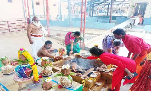 வாலாஜா தன்வந்திரி ஆரோக்ய பீடத்தில் 12 நாட்கள் ஸ்ரீலஷ்மி குபேரர் யாகம்