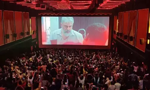 அஜித்குமாரின் துணிவு வெளியானது - கொண்டாடிய ரசிகர்கள்