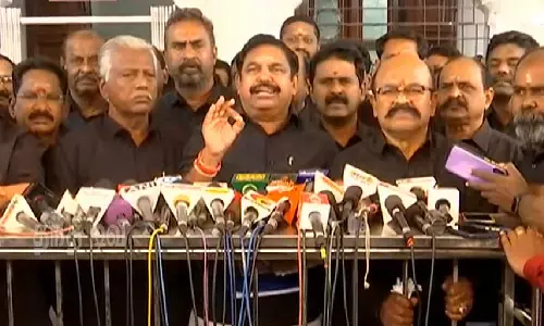 சட்டசபையில் இருந்து அதிமுக உறுப்பினர்கள் வெளிநடப்பு