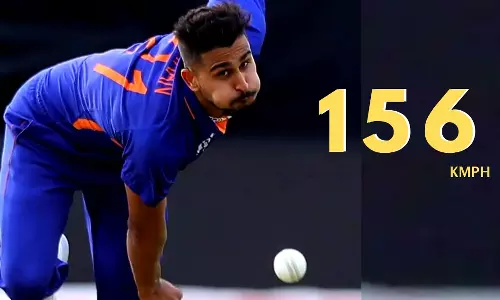 156 கி.மீ. வேகத்தில் பந்து வீசி உம்ரான் மாலிக் சாதனை