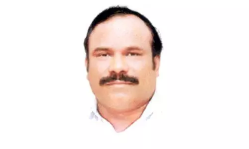 கட்டுமான தொழிலாளர்கள் சட்ட முன்முடிவு- அமைச்சர் சி.வி.கணேசன் தாக்கல் செய்தார்