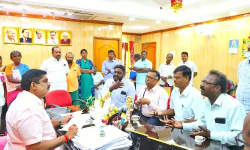 பதவி உயர்வு வழங்க வேண்டும்-நமச்சிவாயத்திடம் பேராசிரியர்கள் மனு