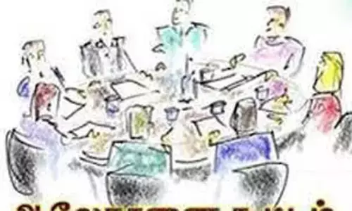 சோளிங்கர் ஒன்றியக்குழு கூட்டத்தில் தலைவர்- கவுன்சிலர்கள் வெளிநடப்பு