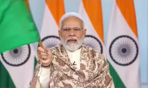 உலகின் மிக நீளமான நதிப்பயண சொகுசு கப்பலை தொடங்கி வைத்தார் பிரதமர் மோடி