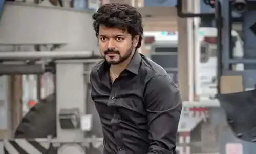 புதிய போஸ்டரை வெளியிட்ட வாரிசு படக்குழு