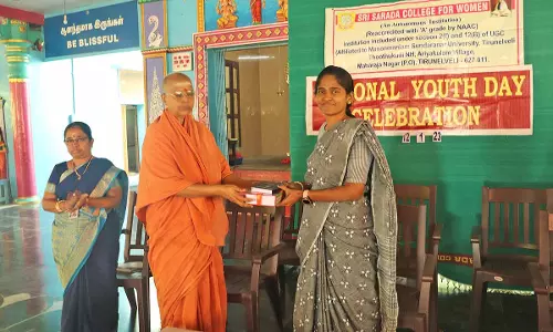 பாளை சாரதா கல்லூரியில் தேசிய இளைஞர் தின கொண்டாட்டம்