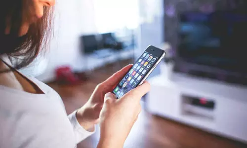 பெண்கள் இணையதளத்தில் சுயவிவரங்களை பகிரும்போது அதிக கவனம் தேவை