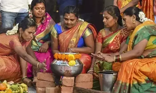 பொங்கலும் பெண்களும்...