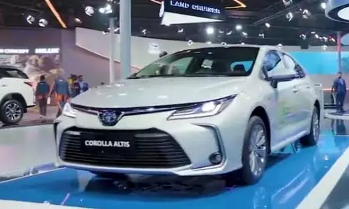 கொரோலா ஆல்டிஸ் ஃபிலெக்ஸ் ஃபியூவல் அறிமுகம் செய்த டொயோட்டா
