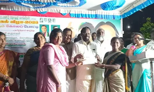 பொன்னேரியில் காங்கிரஸ் கட்சி சார்பில் பொங்கல் விழா