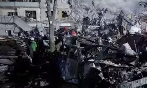 உக்ரைனில் ரஷியா ஏவுகணை தாக்குதல் - பலி எண்ணிக்கை 29 ஆக அதிகரிப்பு