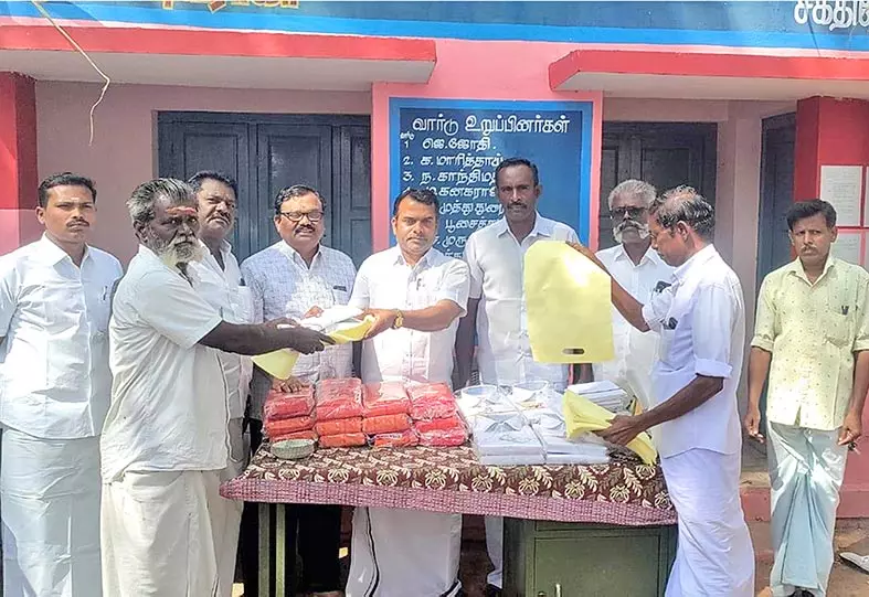 வாசுதேவநல்லூர் அருகே  சமத்துவ பொங்கல் விழா - விளையாட்டு போட்டிகள்