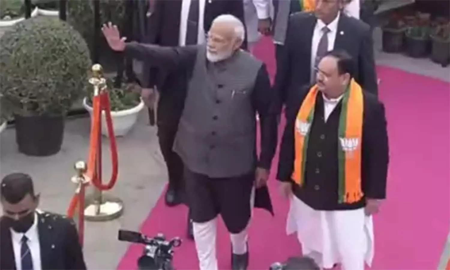 டெல்லியில் பிரதமர் மோடி சாலை பேரணி: பாஜக செயற்குழு கூட்டத்தில் பங்கேற்றார் டெல்லியில் பிரதமர் மோடி சாலை பேரணி: பாஜக செயற்குழு கூட்டத்தில் பங்கேற்றார்