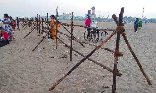 காணும் பொங்கல் கொண்டாட்டத்துக்கு மெரினாவில் பலத்த பாதுகாப்பு ஏற்பாடுகள்- கடலில் குளிக்க தடை