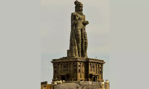 புதுப்பொலிவுடன் காட்சி அளிக்கும் திருவள்ளுவர் சிலை- சுற்றுலா பயணிகள் பார்வையிட விரைவில் அனுமதி