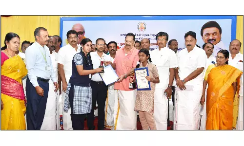 360 பயனாளிகளுக்கு ரூ.1.53 கோடி மதிப்பில் நலத்திட்ட உதவிகள்