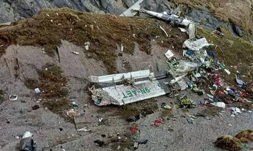 நேபாள விமான விபத்து- முக்கிய தடயங்கள் உள்ள கருப்பு பெட்டிகள் மீட்பு