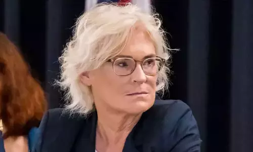 ஜெர்மனி பாதுகாப்புத் துறை மந்திரி ராஜினாமா