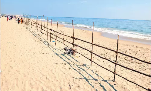 இன்று காணும் பொங்கல்: சென்னை கடற்கரை, சுற்றுலாத்தலங்களில் 15 ஆயிரம் போலீசார் பாதுகாப்பு