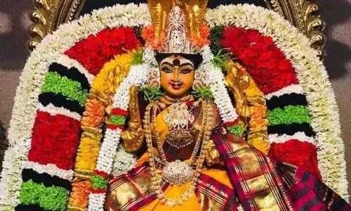 அருணாப்பேரி அழகுமுத்து மாரியம்மன் கோவிலில் பூக்குழி திருவிழா இன்று இரவு நடக்கிறது