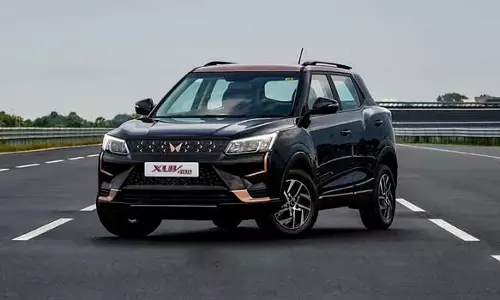 ரூ. 15 லட்சம் பட்ஜெட்டில் அறிமுகமான மஹிந்திரா XUV400