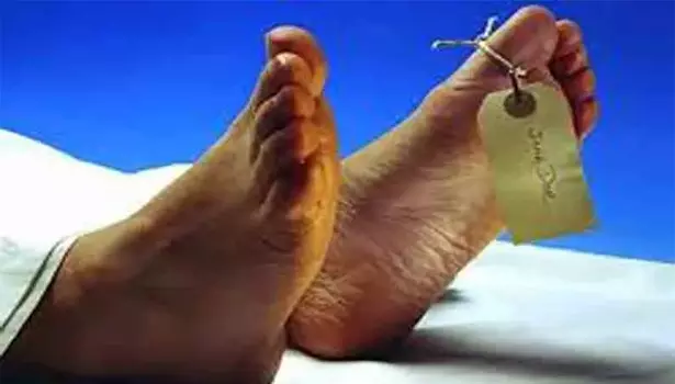 மயங்கி விழுந்த முதியவர் சாவு மயங்கி விழுந்த முதியவர் சாவு