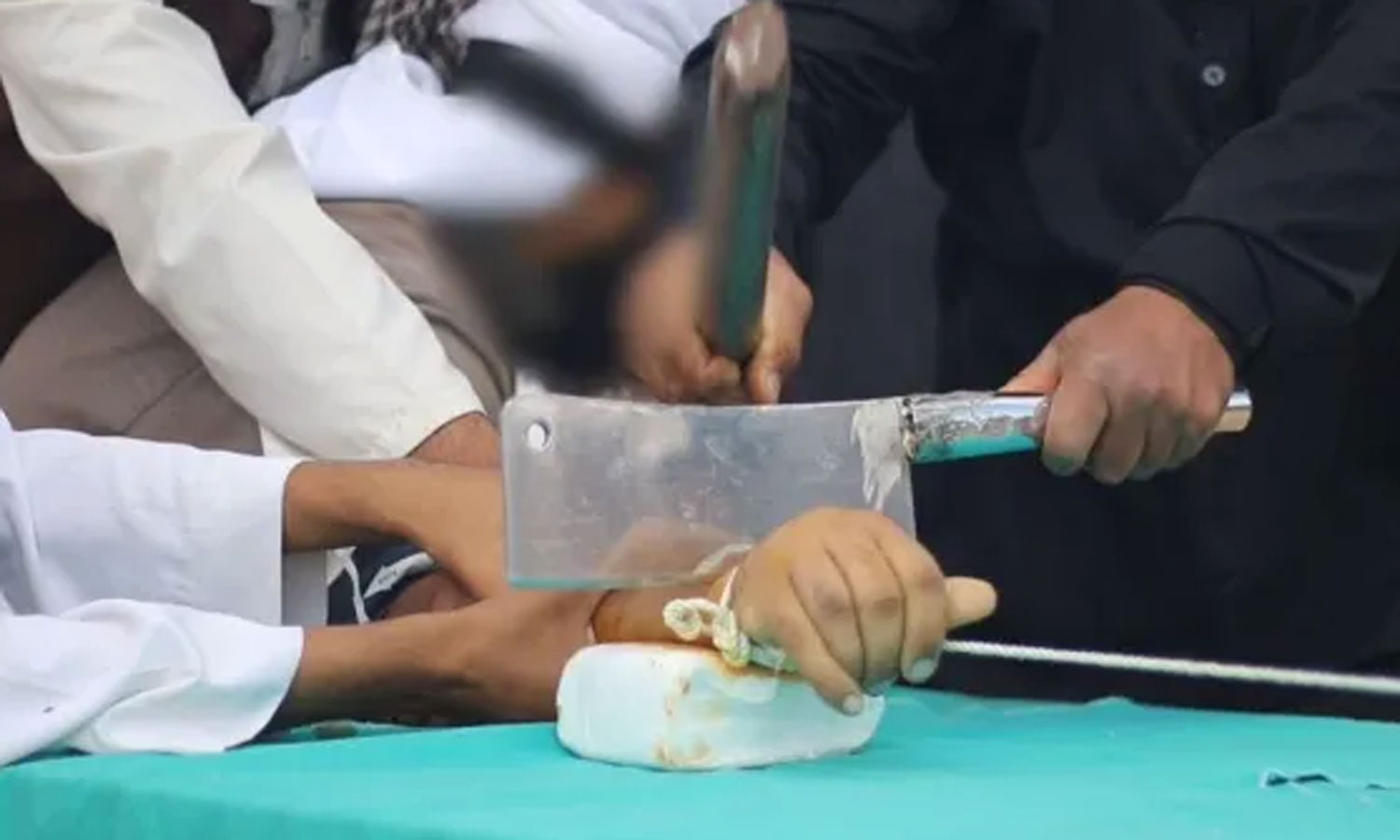 Action Punishment in Afghanistan Taliban cut off 4 hands for theft