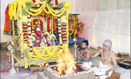 திருப்பதி கபிலேஸ்வரர் சுவாமி கோவிலில் நவக்கிரக ஹோமம்