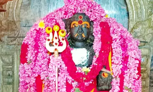 வன்மீகநாதர் கோவிலில் தேய்பிறை அஷ்டமி வழிபாடு