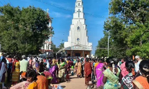 ஆலங்குடி அருகே புனித வனத்து அந்தோணியார் கோவிலில் பொங்கல் விழா