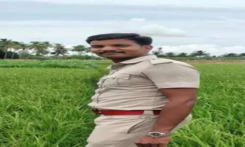 போலீஸ் ஜீப் கவிழ்ந்து டிரைவர் சாவு