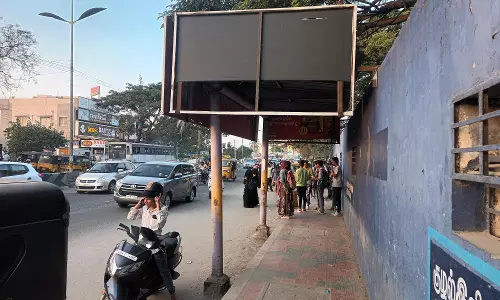 பஸ் டிரைவர்களுக்கு குழப்பத்தை ஏற்படுத்தும் பயணிகள்